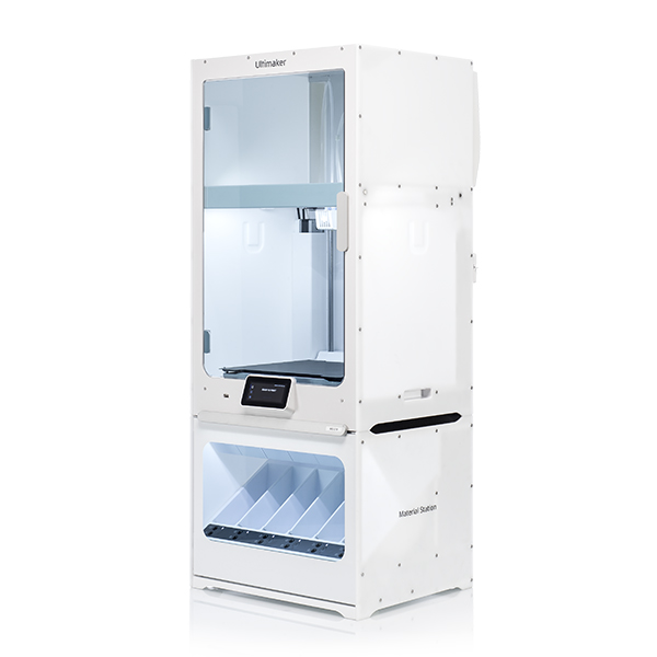 е18-ultimaker-s7-pro-bundle-front-right-no-spools